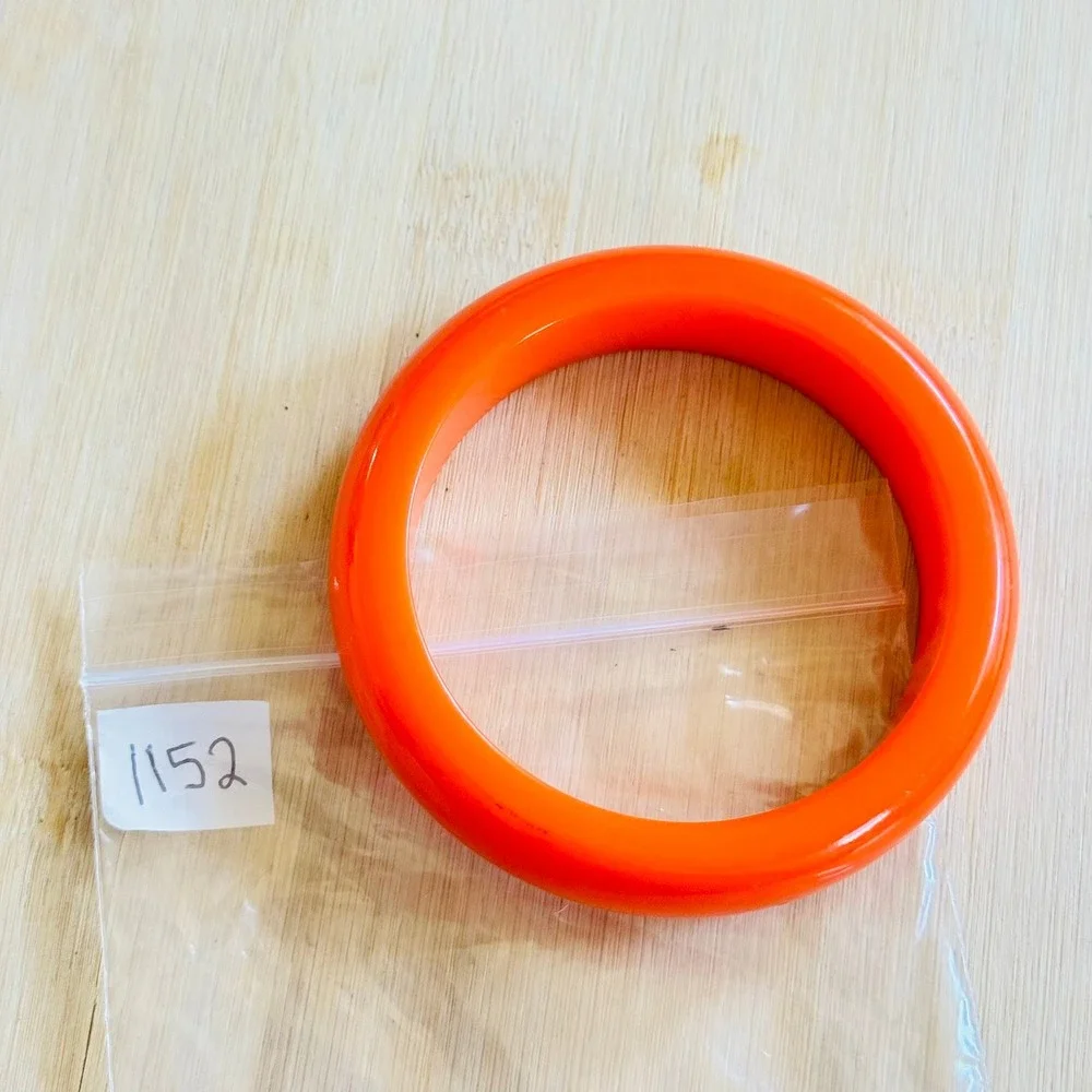 VTG Pumpkin Orange Bright Bakelite Bangle Bracelet Tested Art Deco Thick 46g